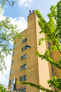 YDH CHARITY ABSEIL 2017: 