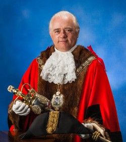 NEW YEOVIL MAYOR 20100323-YEOVIL_MAYOR_CHANDLER_FINAL001.jpg